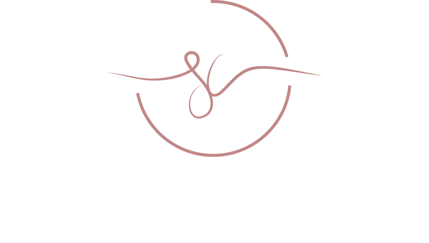 Logo de Studio Confidence blanc et couleur sur fond transparent